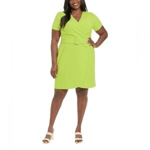 NWT V-Neck Short Sleeve Belted Dress for Women Plus Size
